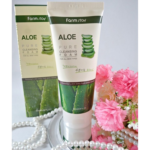 Pure Cleansing Foam 180ml - Aloe
