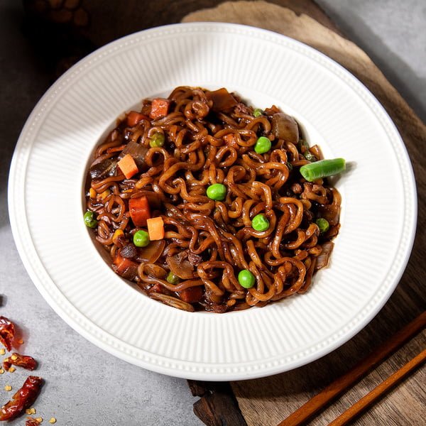 Spicy Black Noodle (Chapagetti) 137g