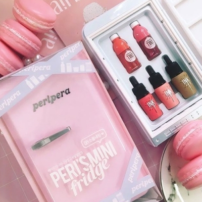 Peri`s Mini Fridge #01 Pink